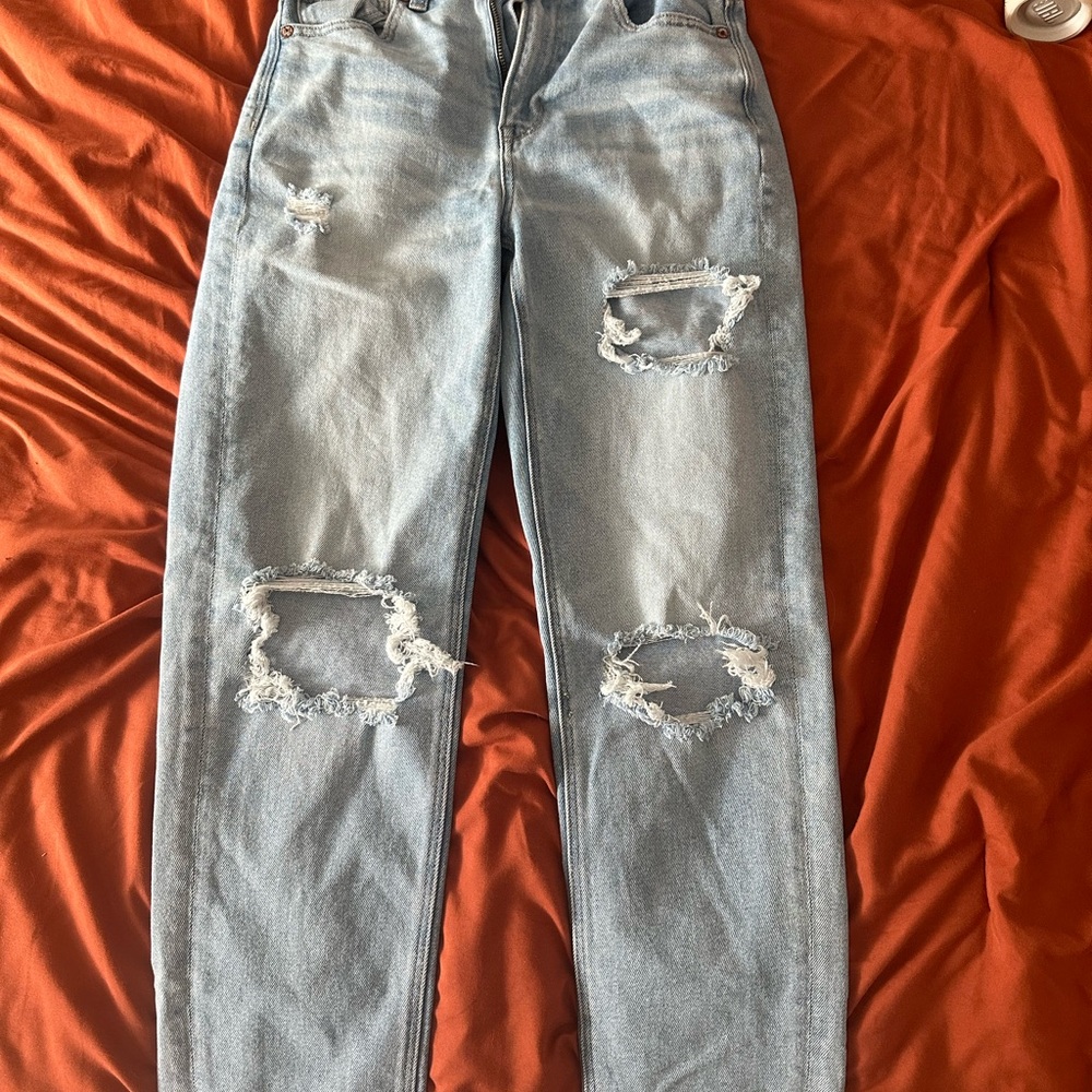 Size 6 American Eagle Straight Jeans